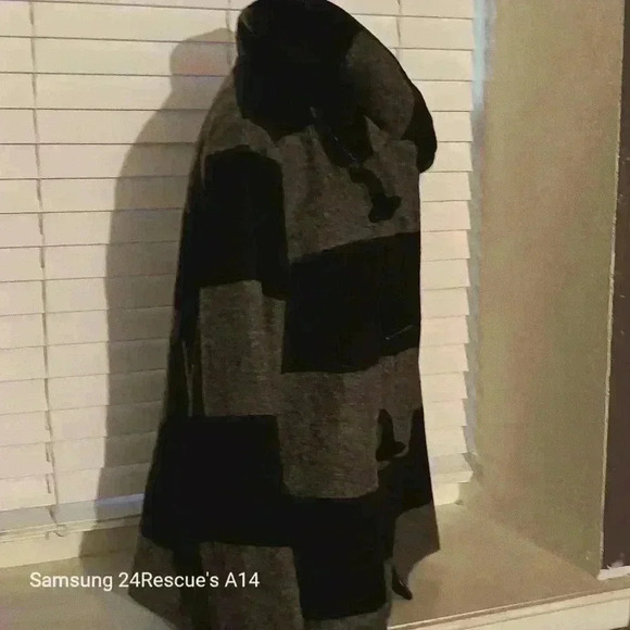 Women's Old Navy Wool Blend Hooded Toggle Coat Size L Black Grey Striped - Picture 13 of 13